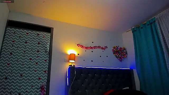 Snapshot of Sara-Murray chatting on March 3, 2025, 11:46 pm Sara-Murray online show from March 3, 2025, 11:46 pm