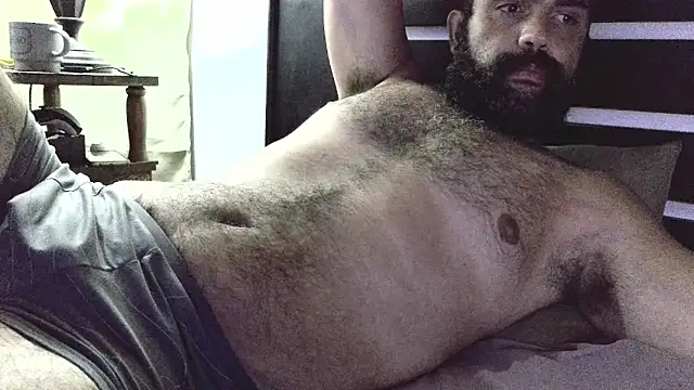 machoathome online show from January 10, 2025, 1:32 am