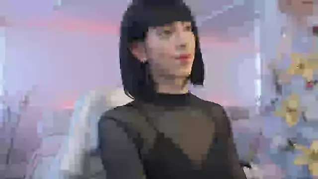 Snapshot of Ms_Sammy chatting on December 10, 2024, 10:05 pm Ms Sammy online show from December 10, 2024, 10:05 pm
