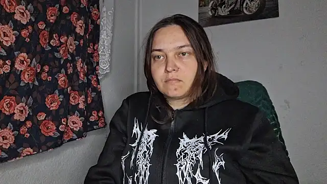 Snapshot of Cyndee_Winter chatting on April 11, 2026, 6:34 pm Cyndee Winter online show from April 11, 2026, 6:34 pm