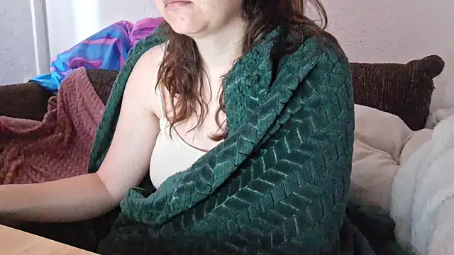 Cyndee Winter online show from June 14, 2026, 9:55 am
