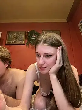  Kamax69  online show from April 23, 2026, 9:28 pm