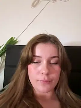 MaribelRiver online show from December 2, 2024, 8:11 pm