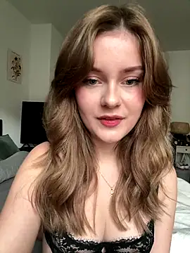 MaribelRiver online show from December 7, 2024, 12:35 pm