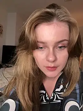 MaribelRiver online show from December 23, 2024, 10:44 pm