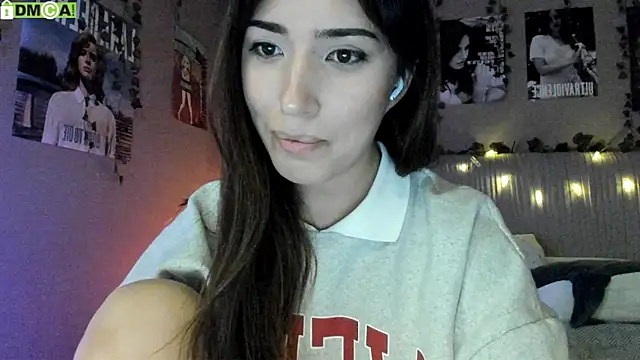 Snapshot of Anisawithlove chatting on October 10, 2025, 6:01 am Anisawithlove online show from October 10, 2025, 6:01 am