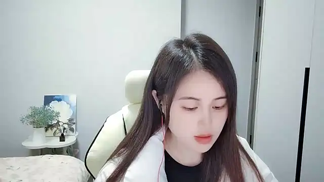 Wofeifei-baby online show from February 26, 2025, 4:03 pm