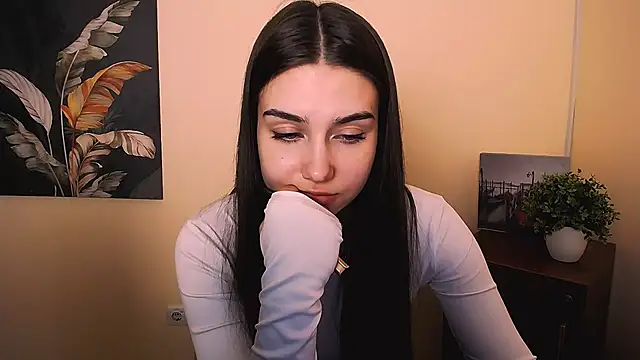 Snapshot of Lili_magic chatting on September 17, 2025, 12:29 pm Lili magic online show from September 17, 2025, 12:29 pm