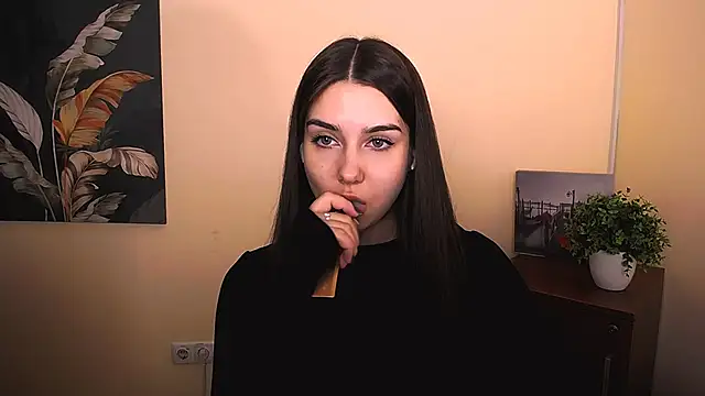Snapshot of Lili_magic chatting on September 24, 2025, 12:30 pm Lili magic online show from September 24, 2025, 12:30 pm