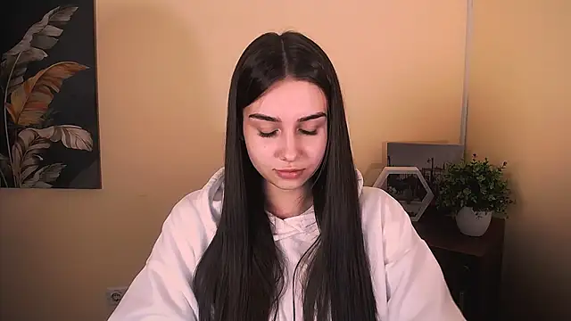 Snapshot of Lili_magic chatting on October 14, 2025, 2:40 pm Lili magic online show from October 14, 2025, 2:40 pm