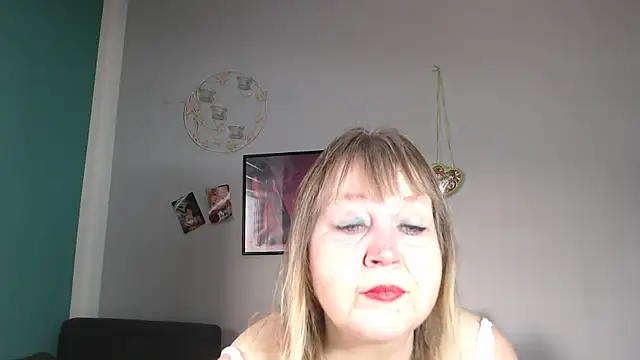 Blasflittchen online show from November 22, 2025, 12:37 pm