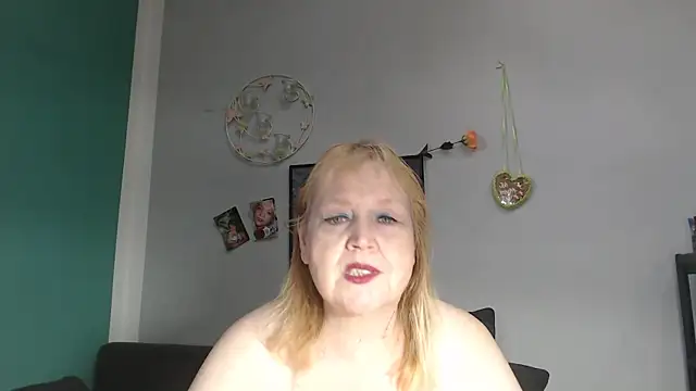 Blasflittchen online show from March 22, 2026, 12:19 pm