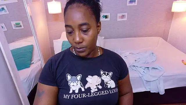 kiara evanss online show from October 29, 2025, 2:52 pm