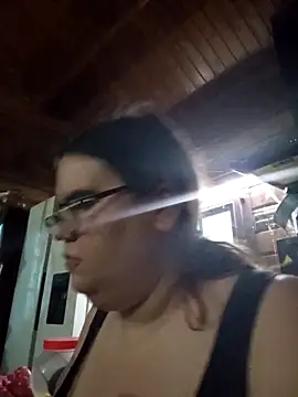 gatitabuena-90 online show from April 6, 2026, 6:53 pm