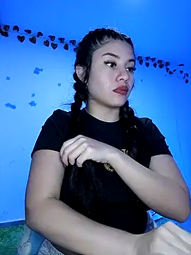 tara20  online show from January 25, 2025, 2:04 am