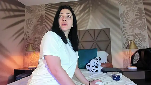 Snapshot of LIAH_IZUMI chatting on October 1, 2025, 10:54 am LIAH IZUMI online show from October 1, 2025, 10:54 am