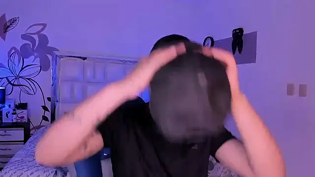 Niicky1  online show from January 12, 2025, 9:08 pm