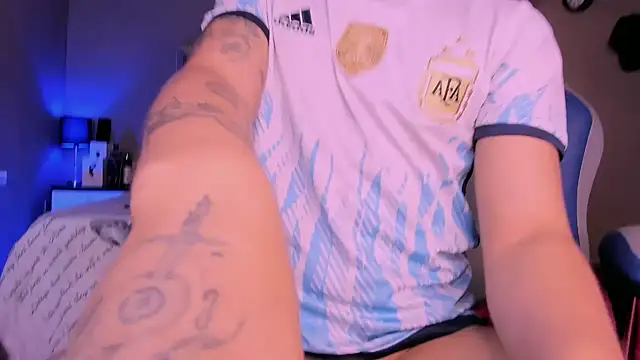 Niicky1  online show from March 8, 2025, 8:35 pm