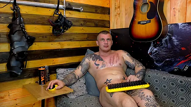 MrrKray online show from April 28, 2026, 4:01 pm