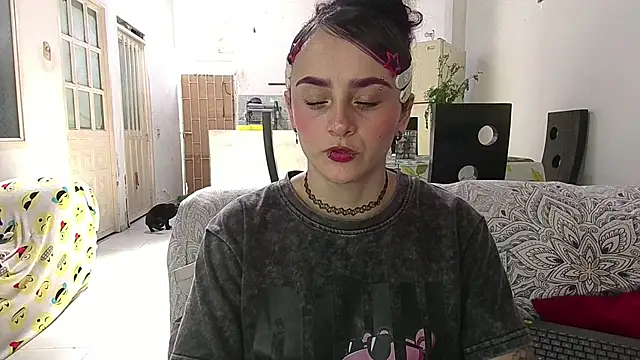 kitty22  online show from April 30, 2026, 2:45 pm