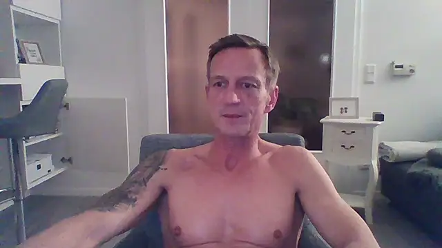 dirks71 online show from January 13, 2025, 7:42 pm