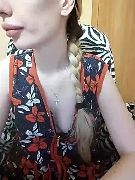 Snapshot of Elza_kom chatting on January 24, 2025, 7:51 am Elza kom online show from January 24, 2025, 7:51 am