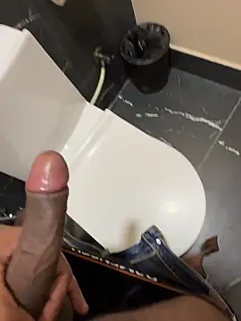 Snapshot of Vbreaker chatting on September 15, 2025, 8:36 am Vbreaker online show from September 15, 2025, 8:36 am