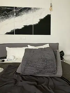 Snapshot of Laurahorney_xo chatting on March 22, 2026, 8:45 pm Laurahorney xo online show from March 22, 2026, 8:45 pm