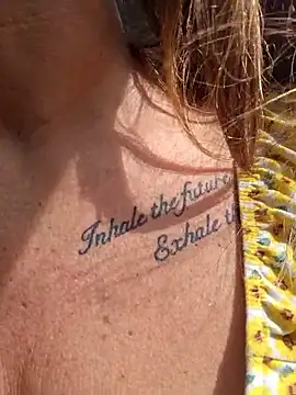 Snapshot of Erotic_and_Exotic chatting on March 6, 2026, 7:32 pm Erotic and Exotic online show from March 6, 2026, 7:32 pm