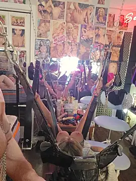 Snapshot of luvs2cumm69 chatting on March 16, 2026, 5:55 am luvs2cumm69 online show from March 16, 2026, 5:55 am