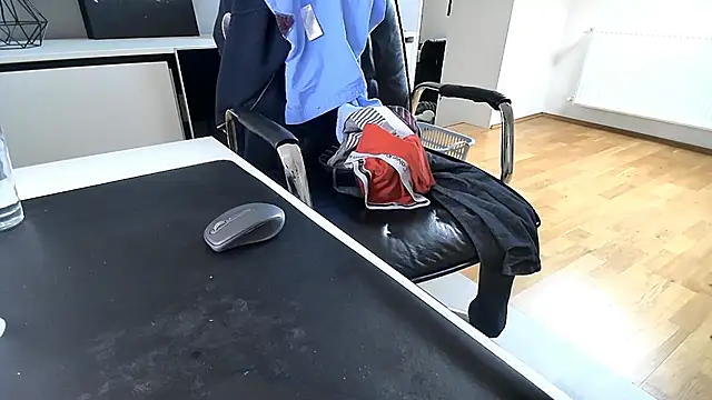 sperma tributes online show from December 16, 2025, 7:57 am