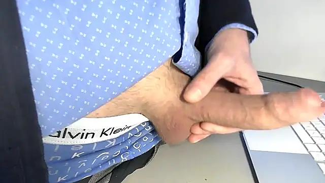 sperma tributes online show from January 15, 2026, 8:52 am