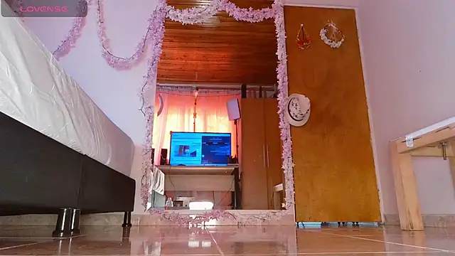Snapshot of Sahory__ chatting on January 28, 2025, 7:42 pm Sahory online show from January 28, 2025, 7:42 pm