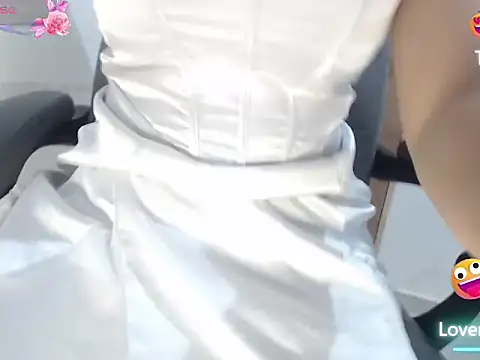 Snapshot of sweettmiah chatting on November 18, 2025, 3:38 pm sweettmiah online show from November 18, 2025, 3:38 pm