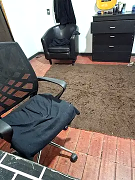 Snapshot of Jurogonza chatting on April 1, 2026, 2:56 am Jurogonza online show from April 1, 2026, 2:56 am