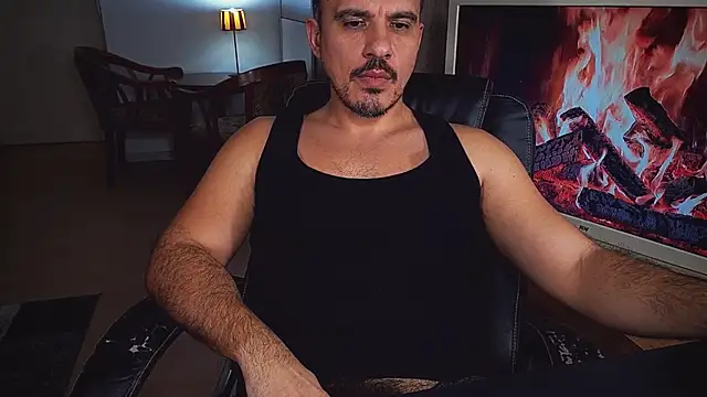 Snapshot of officeman7 chatting on January 23, 2025, 4:26 pm officeman7 online show from January 23, 2025, 4:26 pm