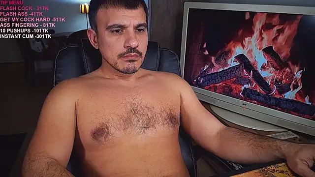 Snapshot of officeman7 chatting on March 4, 2025, 8:16 pm officeman7 online show from March 4, 2025, 8:16 pm