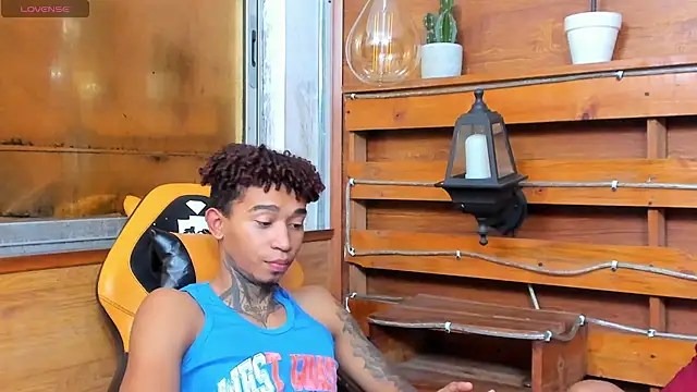 Snapshot of sexy_blacks_ chatting on September 18, 2025, 11:56 am sexy blacks online show from September 18, 2025, 11:56 am