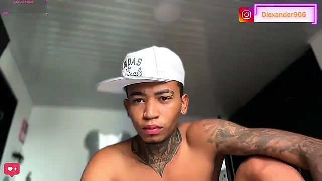 Snapshot of sexy_blacks_ chatting on July 29, 2026, 2:37 pm sexy blacks online show from July 29, 2026, 2:37 pm