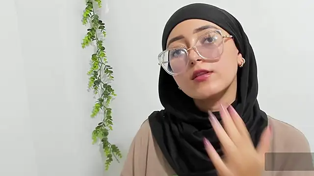 aysel elid online show from January 7, 2025, 9:03 pm