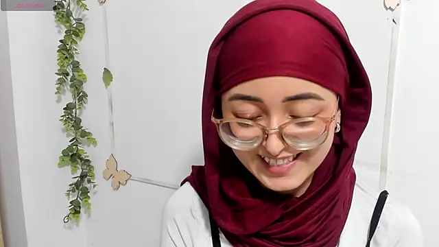 Snapshot of aysel_elid chatting on April 22, 2026, 1:19 am aysel elid online show from April 22, 2026, 1:19 am