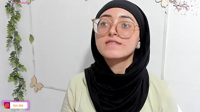 Snapshot of aysel_elid chatting on April 22, 2026, 11:50 pm aysel elid online show from April 22, 2026, 11:50 pm