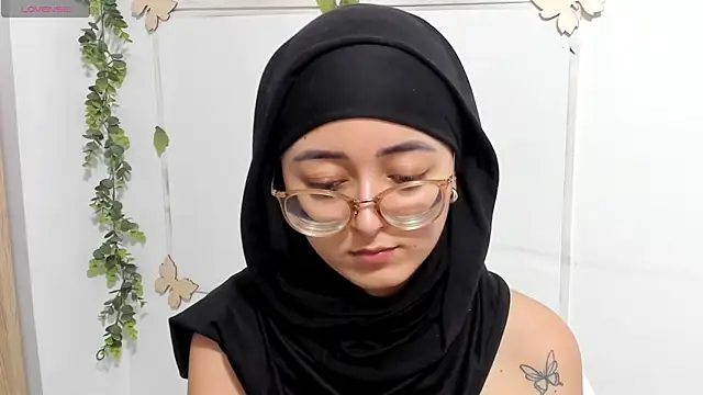 Snapshot of aysel_elid chatting on April 24, 2026, 10:23 pm aysel elid online show from April 24, 2026, 10:23 pm