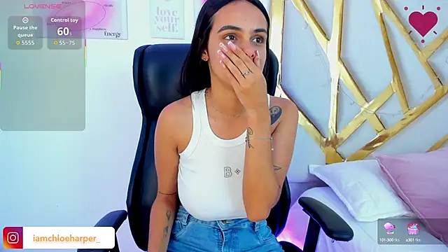 Snapshot of ChloeHarper_ chatting on September 18, 2025, 7:49 pm ChloeHarper online show from September 18, 2025, 7:49 pm