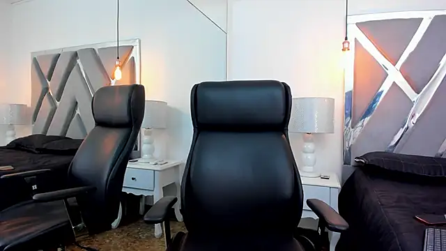 Snapshot of ChloeHarper_ chatting on September 29, 2025, 1:27 pm ChloeHarper online show from September 29, 2025, 1:27 pm