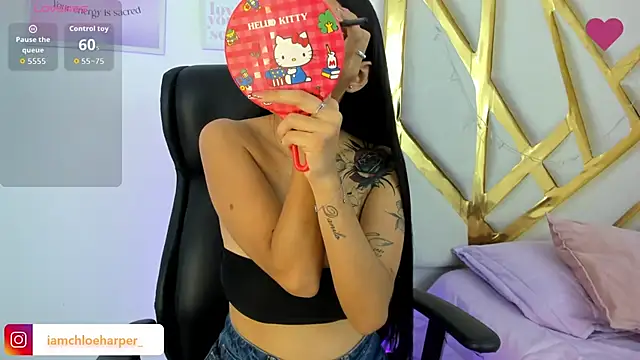 Snapshot of ChloeHarper_ chatting on October 18, 2025, 2:51 pm ChloeHarper online show from October 18, 2025, 2:51 pm