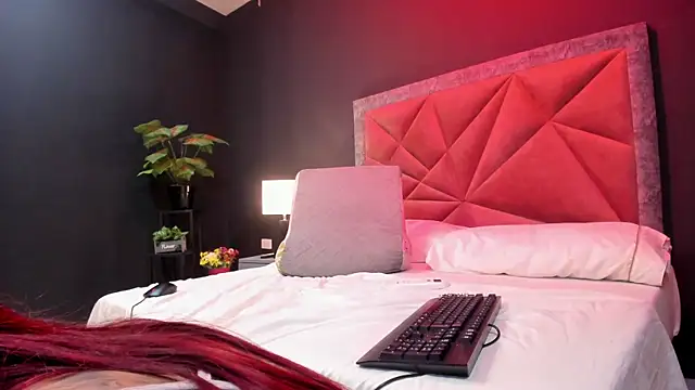 mia milff online show from January 6, 2025, 1:53 am