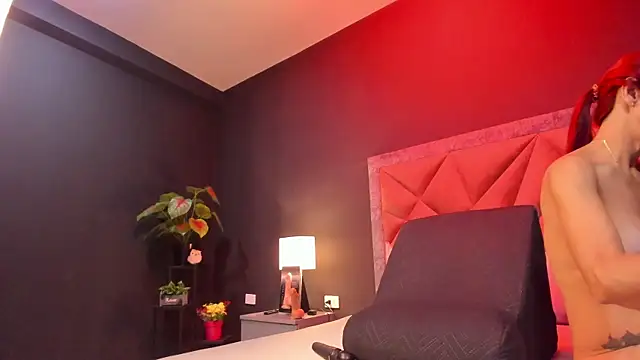 Snapshot of mia_milff chatting on October 22, 2025, 7:02 pm mia milff online show from October 22, 2025, 7:02 pm