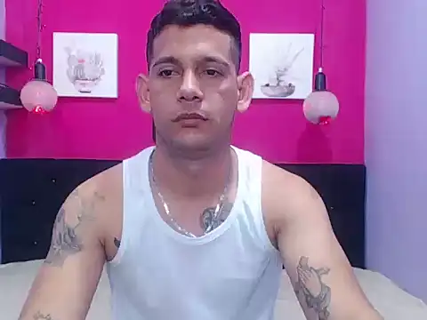 master monstercock  online show from April 13, 2026, 11:32 pm