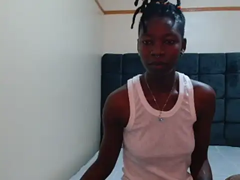 Snapshot of Kimberllie_s chatting on December 17, 2024, 7:40 am Kimberllie s online show from December 17, 2024, 7:40 am